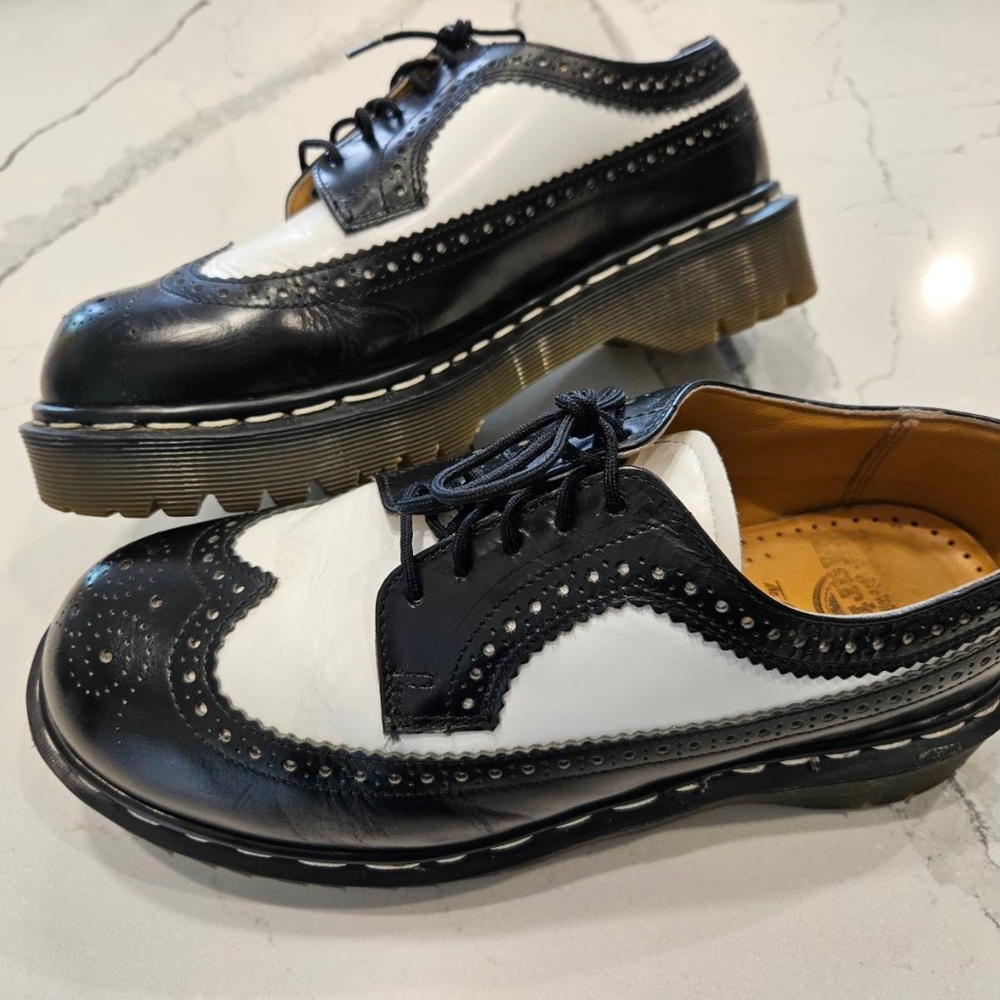 Black and White Dr Marten Brogue